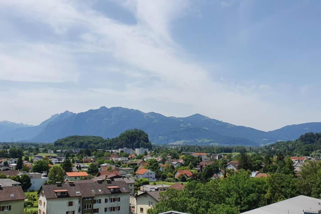 Bird'S Eye View 75 - 8Th Floor 3Br Apt. 100M2 Götzis Exterior foto